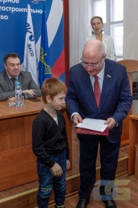 Любовь к авиации нужно прививать с младенчества-8