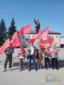 Дело Ленина будет жить в поколениях!-12