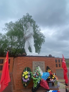 Накануне 9 Мая воронежские коммунисты почтили память красноармейцев Николая Загорского, Вячеслава Горбаконя  и крестьянина Якова Доровских-5